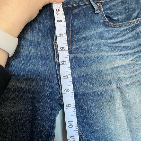 True Religion Becca Flare Jeans, size 31, acid wash & distressed. Light Blue. - Picture 5 of 12